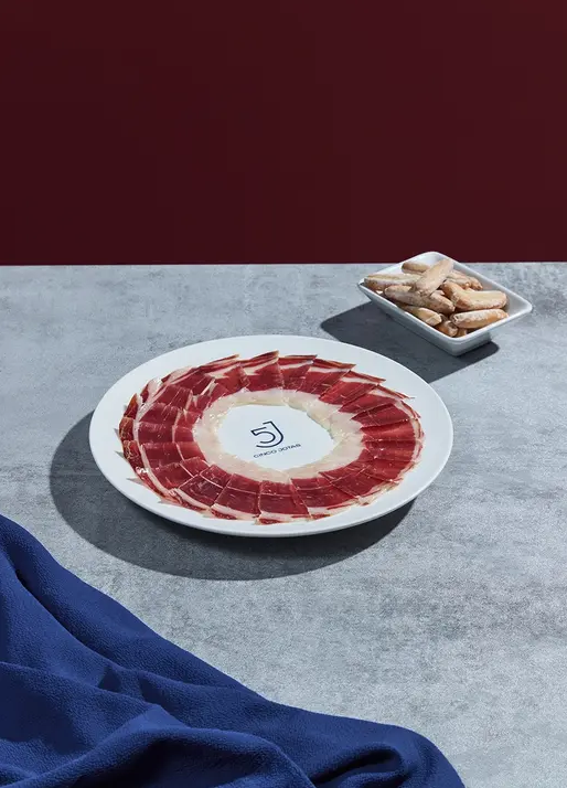 Paleta de Bellota 100% Iberica Cinco Jotas 5J - Pata negra