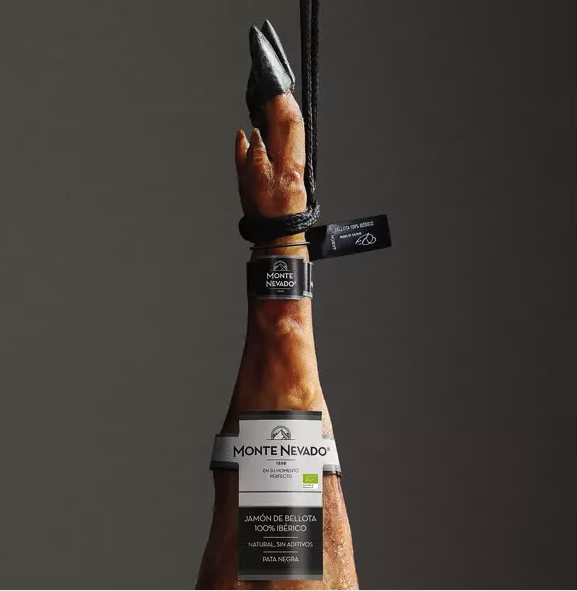 Jamon de Bellota 100% Iberico Monte Nevado - Pata negra 