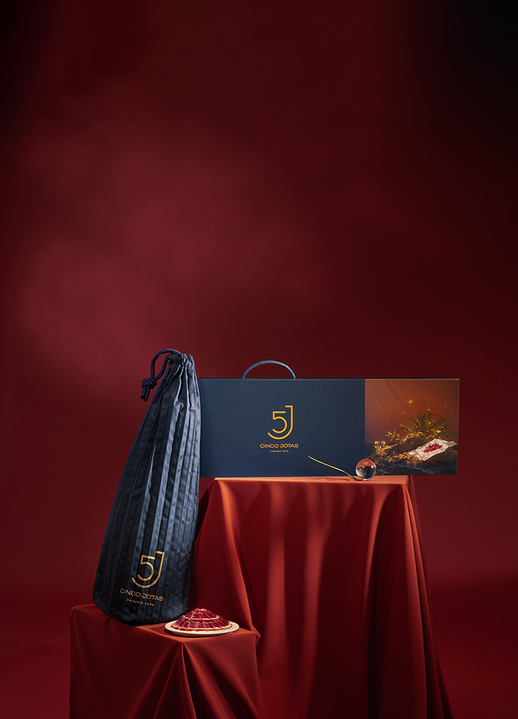 Paleta de Bellota 100% Iberica Cinco Jotas 5J - Darilni paket